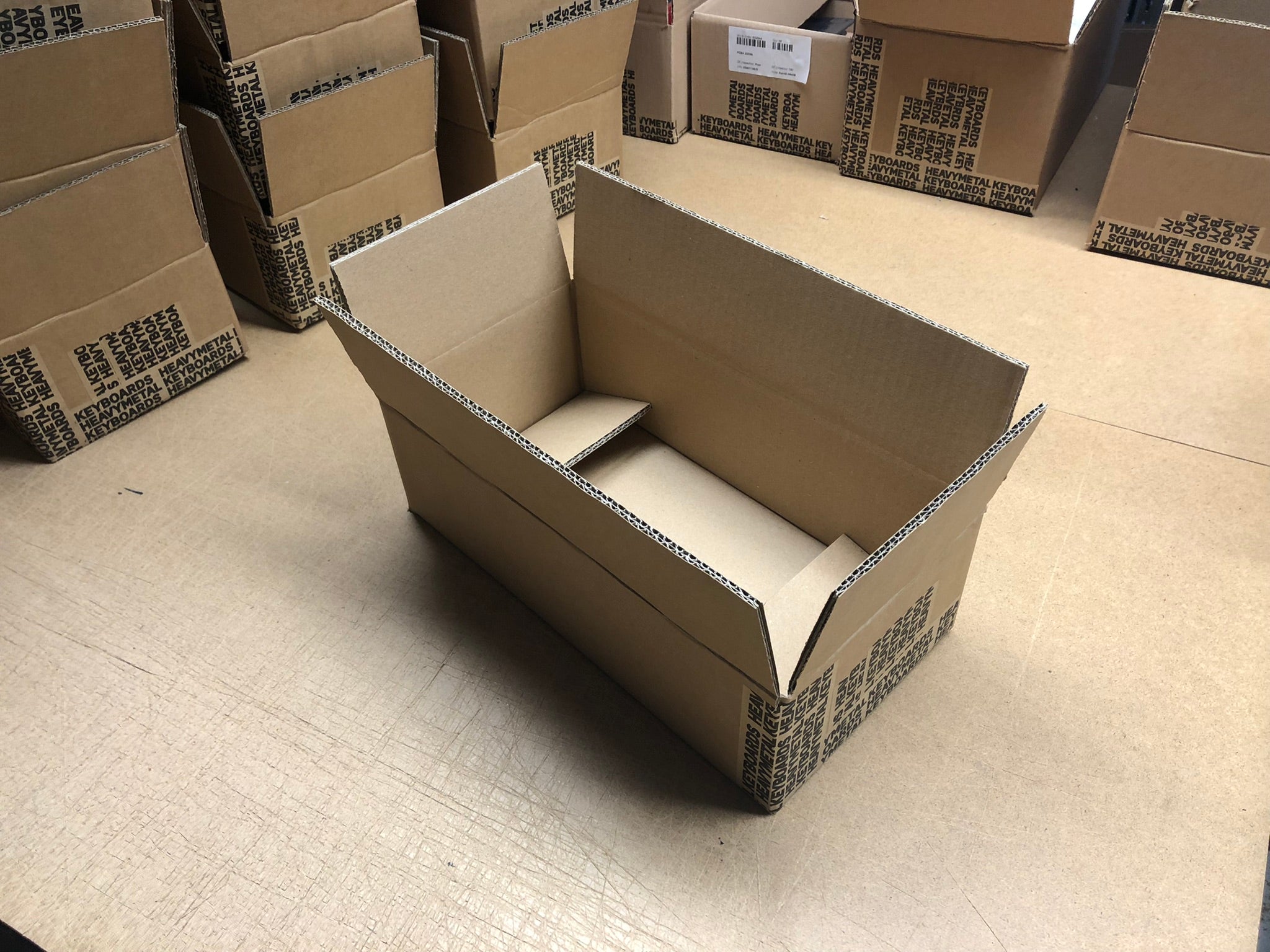 heavymetalkeyboards-shipping-box-01